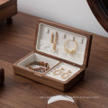 Caja de anillo de caja de joyería de madera maciza de lujo